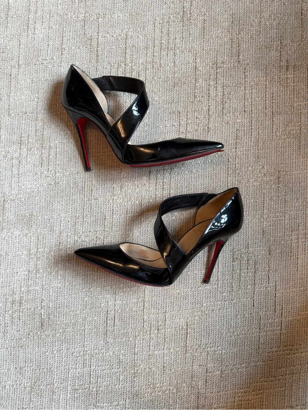 Christian Louboutin Black Patent ograde pumps size 37.5